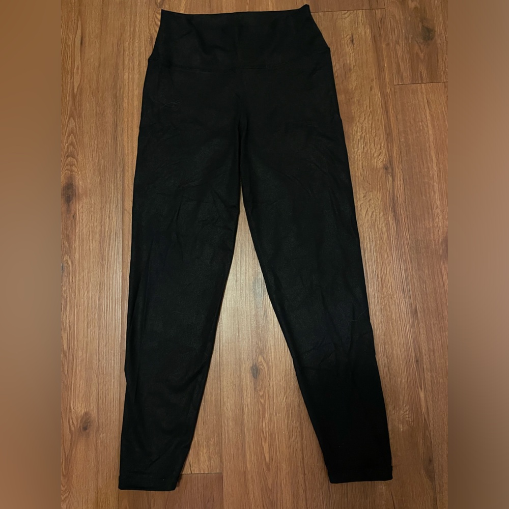 Pink Lily shimmer leggings